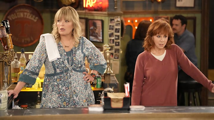HAPPY'S PLACE -- "Pilot" -- Pictured: (l-r) Melissa Peterman as Gabby, Reba McEntire as Bobbie -- (Photo by: Casey Durkin/NBC)