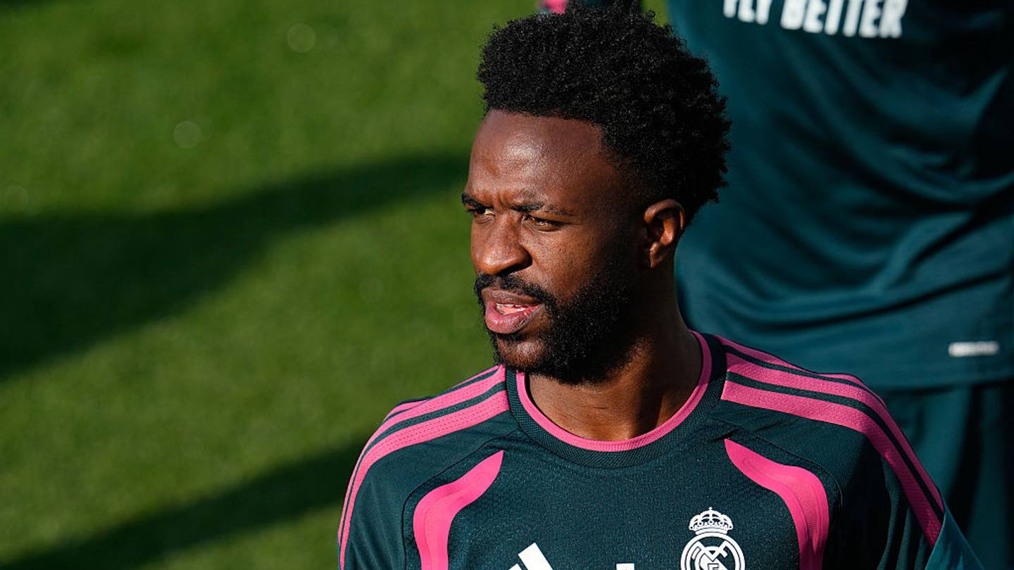 Jose Mourinho Finally Changes His Tune on Vinicius Junior With Brutal Warning