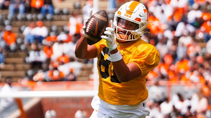 Tennessee Volunteers WR Amari Jefferson in his first Orange and White game ahead of his redshirt-freshman season Tennessee Volunteers WR Amari Jefferson in his first Orange and White game ahead of his redshirt-freshman season
