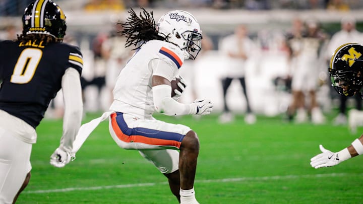 Virginia Cavaliers wide receiver Jahmal Edrine