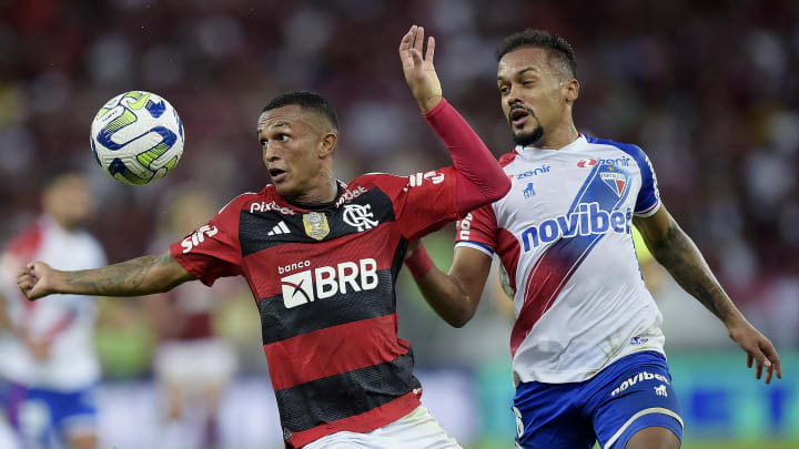 Flamengo e Fortaleza se enfrentam pela 16ª rodada do Brasileirão. 