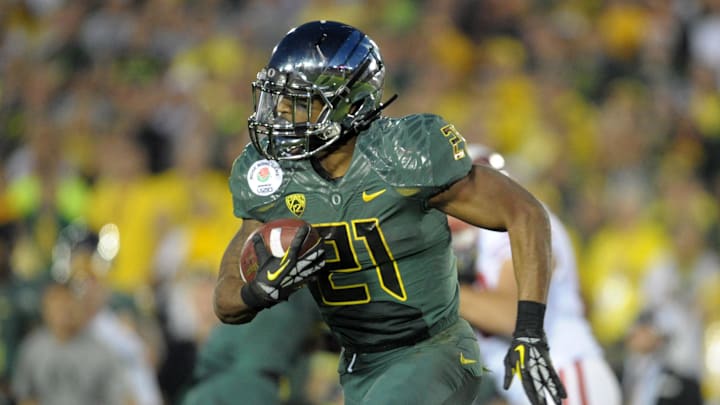 Jan 2, 2012; Pasadena, CA, USA; Oregon Ducks running back LaMichael James (21) carries the ball.