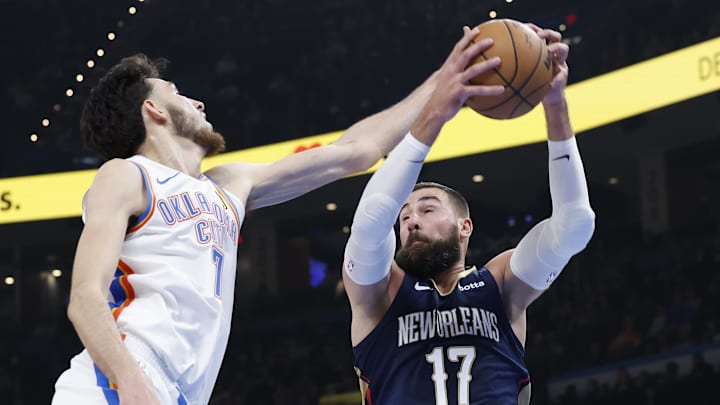 Nov 1, 2023; Oklahoma City, Oklahoma, USA; Oklahoma City Thunder forward Chet Holmgren (7) and New