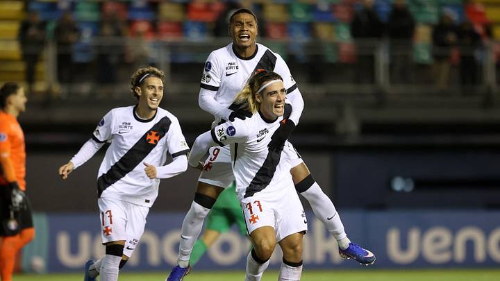 Spinelli e Matheus França garante virada do Vasco contra o Audax Italiano na Sul-Americana