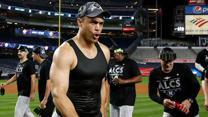 Giancarlo Stanton defendió el jardín izquierdo de Yankees durante cuatro encuentros del 2022