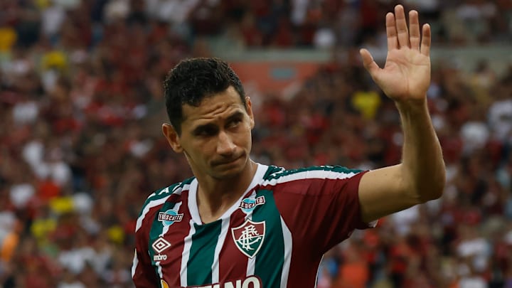 Cotado no São Paulo, PH Ganso é titular absoluto no Fluminense. 