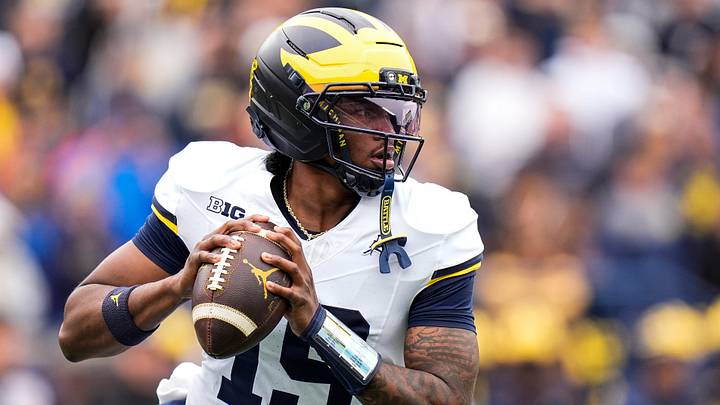 Michigan quarterback Bryce Underwood (19) looks to pass the ball during the spring game at Michigan Stadium in Ann Arbor on Saturday, April 18, 2026. Michigan quarterback Bryce Underwood (19) looks to pass the ball during the spring game at Michigan Stadium in Ann Arbor on Saturday, April 18, 2026.