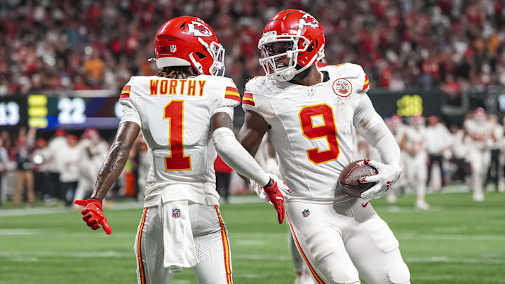 Sep 22, 2024; Atlanta, Georgia, USA; Kansas City Chiefs wide receiver JuJu Smith-Schuster (9) reacts with wide receiver Xavier Worthy (1) after scoring a touchdown against the Atlanta Falcons during the second half at Mercedes-Benz Stadium. Mandatory Credit: Dale Zanine-Imagn Images Sep 22, 2024; Atlanta, Georgia, USA; Kansas City Chiefs wide receiver JuJu Smith-Schuster (9) reacts with wide receiver Xavier Worthy (1) after scoring a touchdown against the Atlanta Falcons during the second half at Mercedes-Benz Stadium. Mandatory Credit: Dale Zanine-Imagn Images