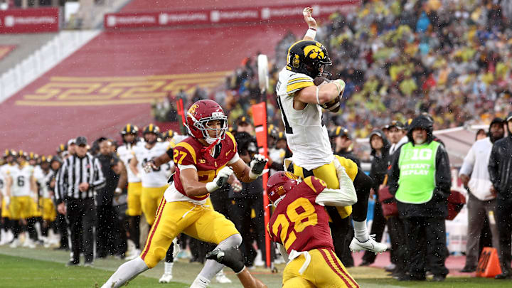 Iowa v USC