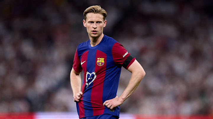 De Jong desmentiu cifras que vinham sendo comentadas De Jong desmentiu cifras que vinham sendo comentadas