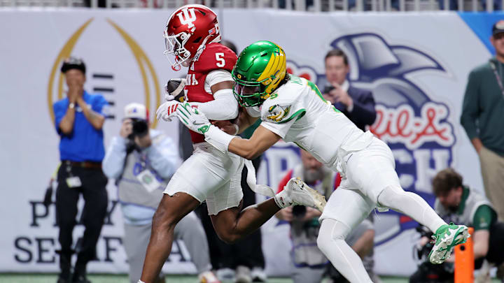 D'Angelo Ponds, Dante Moore, College Football Playoff Semifinal - Chick-fil-A Peach Bowl: Oregon v Indiana D'Angelo Ponds, Dante Moore, College Football Playoff Semifinal - Chick-fil-A Peach Bowl: Oregon v Indiana