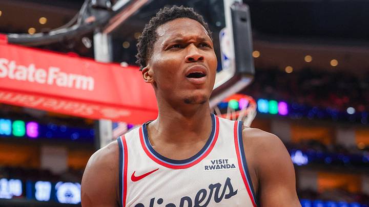 Feb 11, 2026; Houston, Texas, USA; Los Angeles Clippers guard Bennedict Mathurin (9) reacts to no call while playing against the Houston Rockets in the second quarter at Toyota Center. Mandatory Credit: Thomas Shea-Imagn Images