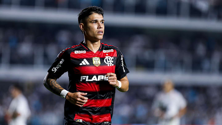 Luiz Araújo é um dos principais nomes da temporada do Flamengo Luiz Araújo é um dos principais nomes da temporada do Flamengo