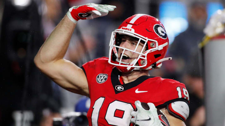 Georgia tight end Brock Bowers (19) celebrates after scoring a touchdown during the second half of a