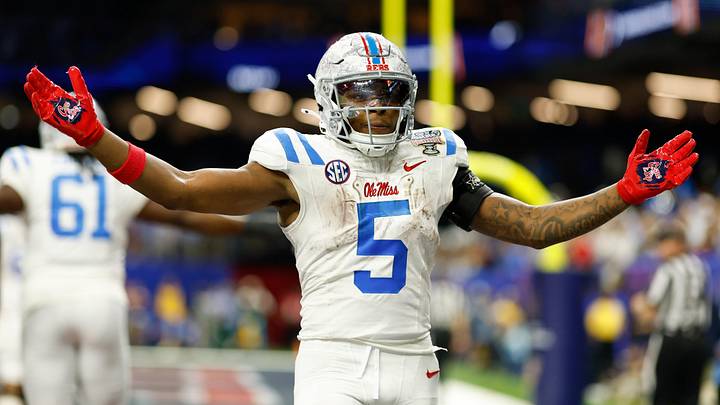 Ole Miss Rebels running back Kewan Lacy (5) celebrates after scoring a touchdown against the Georgia Bulldogs in the third quarter during the 2026 Sugar Bowl and quarterfinal game of the College Football Playoff at Caesars Superdome. Ole Miss Rebels running back Kewan Lacy (5) celebrates after scoring a touchdown against the Georgia Bulldogs in the third quarter during the 2026 Sugar Bowl and quarterfinal game of the College Football Playoff at Caesars Superdome.