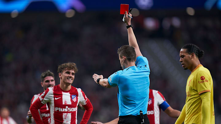 Griezmann a écopé d'un carton rouge en deuxième mi-temps. 