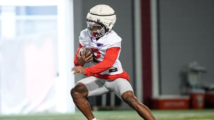 Ohio State Buckeyes safety Caleb Downs (2) catches a punt during spring football practice at the Woody Hayes Athletic Center in Columbus on March 19, 2025.