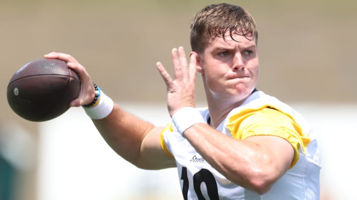 Jul 24, 2025; Latrobe, PA, USA;  Pittsburgh Steelers quarterback Will Howard (18) participates in drills during training camp at Saint Vincent College. Mandatory Credit: Charles LeClaire-Imagn Images