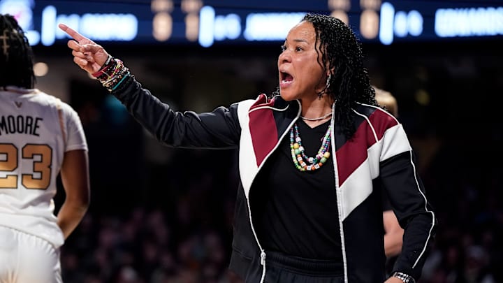 South Carolina head coach Dawn Staley works with her team against the Vanderbilt during the second quarter at Memorial Gym in Nashville, Tenn., Sunday, Feb. 23, 2025. South Carolina head coach Dawn Staley works with her team against the Vanderbilt during the second quarter at Memorial Gym in Nashville, Tenn., Sunday, Feb. 23, 2025.