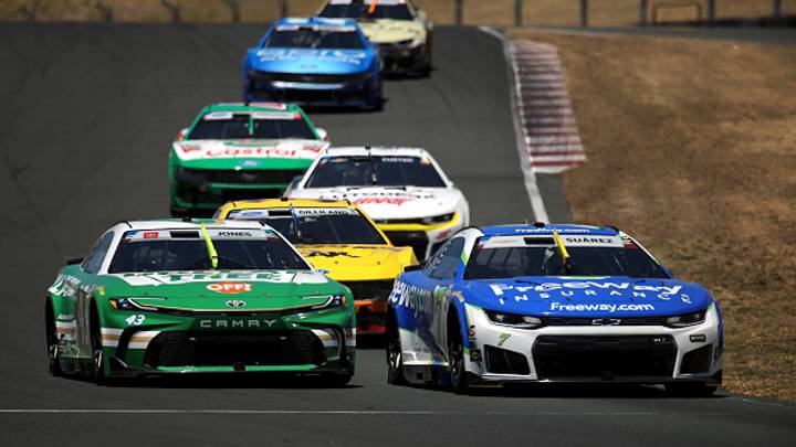 Erik Jones, Legacy Motor Club, Daniel Suarez, Spire Motorsports, NASCAR