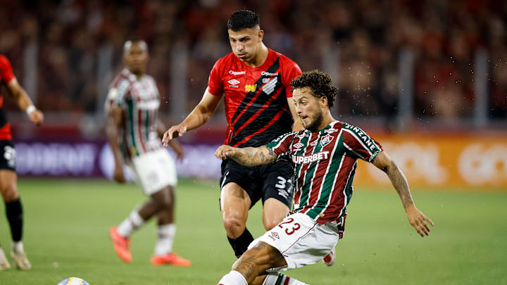 Fluminense e Athletico-PR se enfrentam no Maracanã Fluminense e Athletico-PR se enfrentam no Maracanã