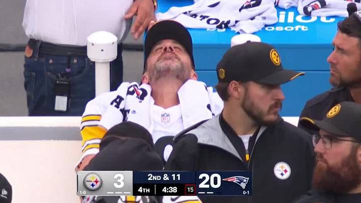 Aaron Rodgers and the Steelers’ offense had a rough day against the Patriots. Aaron Rodgers and the Steelers’ offense had a rough day against the Patriots.