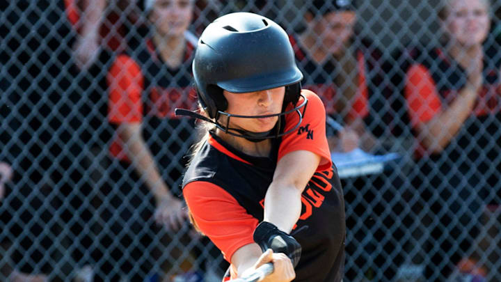 Middletown North Softball defeats Steinert in NJSIAA Central Jersey Group III Final in Middletown NJ on May 28,  2019. 

Sftmnst190528i
