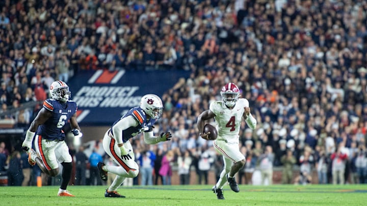 Alabama v Auburn