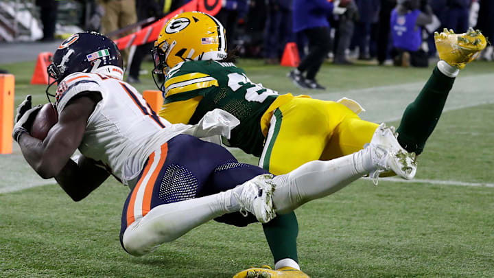 Chicago Bears wide receiver Olamide Zaccheaus (14) catches a touchdown pss against the Green Bay Packers cornerback Keisean Nixon (25) on Sunday, December 7, 2025, at Lambeau Field in Green Bay, Wis. The Packers defeated the Bears 28-21.
Wm. Glasheen USA TODAY NETWORK-Wisconsin
