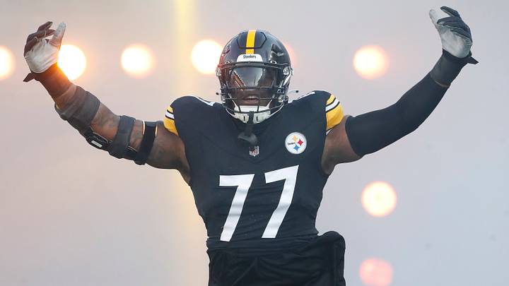Pittsburgh Steelers offensive tackle Broderick Jones (77) reacts as he takes the field against the Houston Texans at Acrisure Stadium. Mandatory Credit: Charles LeClaire-USA TODAY Sports Pittsburgh Steelers offensive tackle Broderick Jones (77) reacts as he takes the field against the Houston Texans at Acrisure Stadium. Mandatory Credit: Charles LeClaire-USA TODAY Sports