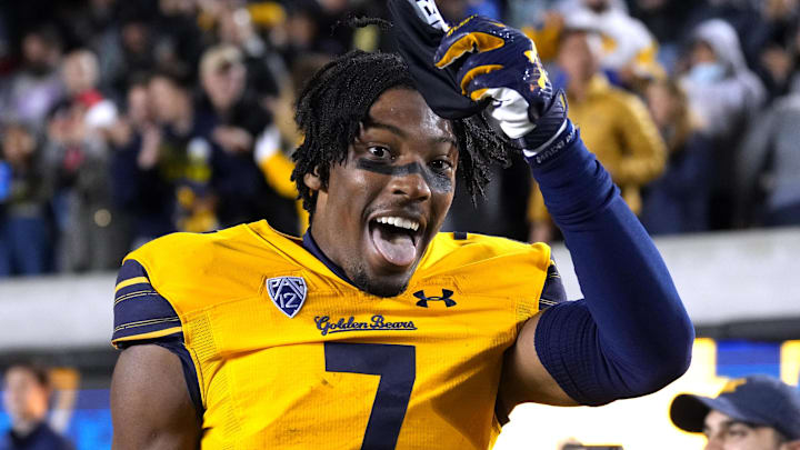 J. Michael Sturdivant brings 14 career touchdowns from Cal and UCLA to the Florida Gators. J. Michael Sturdivant brings 14 career touchdowns from Cal and UCLA to the Florida Gators.