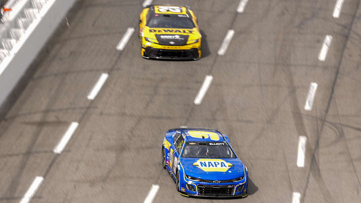 Chase Elliott, Hendrick Motorsports, Christopher Bell, Joe Gibbs Racing, Martinsville Speedway, NASCAR Chase Elliott, Hendrick Motorsports, Christopher Bell, Joe Gibbs Racing, Martinsville Speedway, NASCAR
