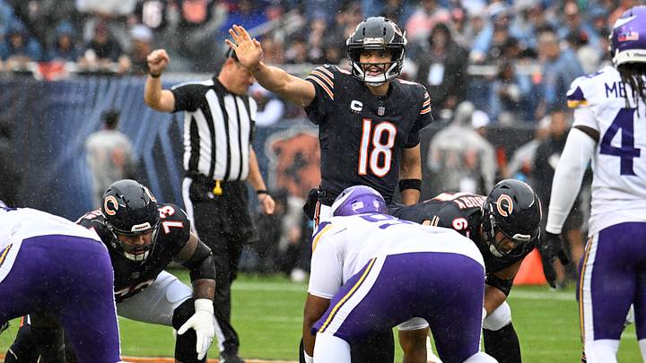 Chicago Bears quarterback Caleb Williams (18) signals to the team during the first half against there Minnesota Vikings at Soldier Field. Mandatory Credit: Matt Marton-Imagn Images Chicago Bears quarterback Caleb Williams (18) signals to the team during the first half against there Minnesota Vikings at Soldier Field. Mandatory Credit: Matt Marton-Imagn Images