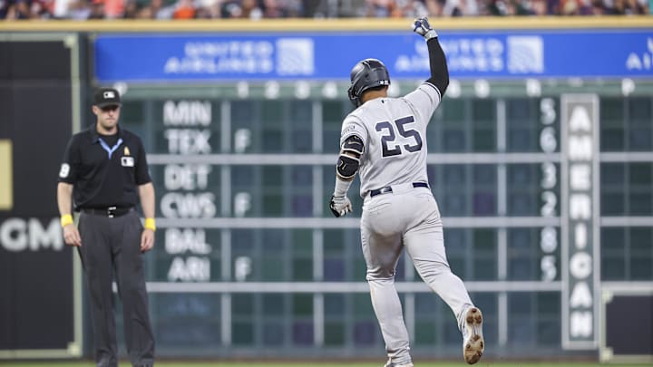 Sep 3, 2023; Houston, Texas, USA; New York Yankees second baseman Gleyber Torres (25) rounds the