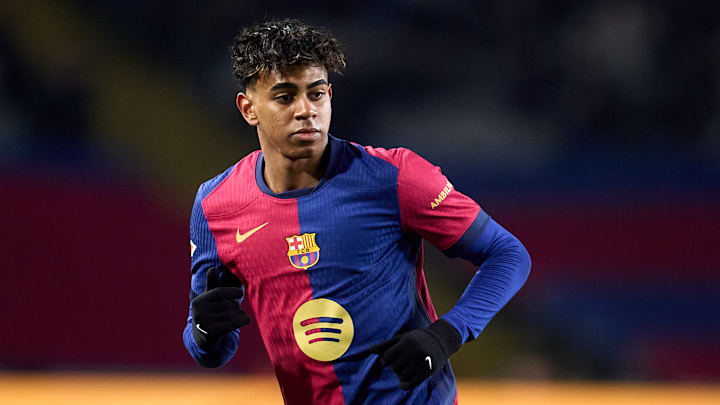 Lamine Yamal s'est blessé à la cheville droite.