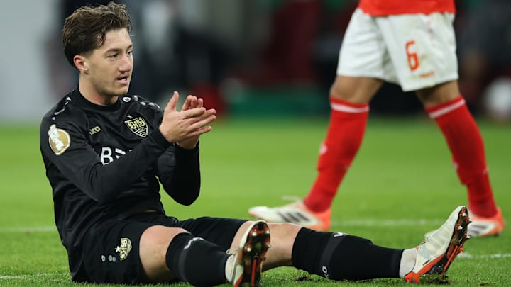 Angelo Stiller es candidato a llegar al Manchester United