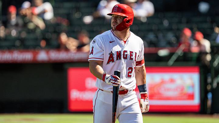 Aug 26, 2026; Anaheim, California, USA; Los Angeles Angels center fielder Mike Trout (27) returns to the dugout after striking out in the eighth inning against the Cleveland Guardians at Angel Stadium. Mandatory Credit: Jon Endow-Imagn Images Aug 26, 2026; Anaheim, California, USA; Los Angeles Angels center fielder Mike Trout (27) returns to the dugout after striking out in the eighth inning against the Cleveland Guardians at Angel Stadium. Mandatory Credit: Jon Endow-Imagn Images