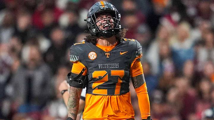 Tennessee linebacker Jadon Perlotte (27) yells in celebration after a tackle during a NCAA football game between Tennessee Volunteers and New Mexico State Aggies at Neyland Stadium in Knoxville, Tenn., on Nov. 15, 2025.