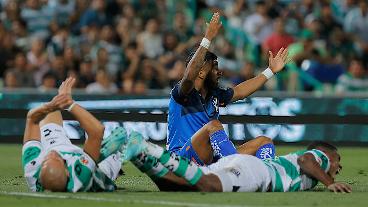 Santos Laguna vs Monterrey.