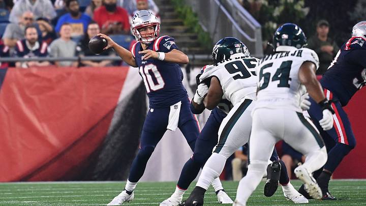 Aug 15, 2024; Foxborough, MA, USA; New England Patriots quarterback Drake Maye (10) throws a pass against the Philadelphia Eagles during the first half at Gillette Stadium. Mandatory Credit: Eric Canha-USA TODAY Sports Aug 15, 2024; Foxborough, MA, USA; New England Patriots quarterback Drake Maye (10) throws a pass against the Philadelphia Eagles during the first half at Gillette Stadium. Mandatory Credit: Eric Canha-USA TODAY Sports