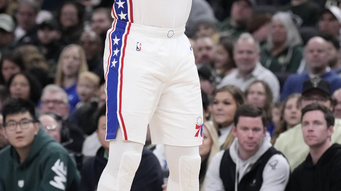 Sixers Trade Veteran Guard to Grizzlies for Second-Round Pick Swap