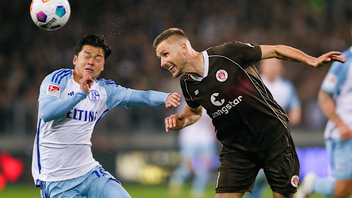 FC St. Pauli v FC Schalke 04