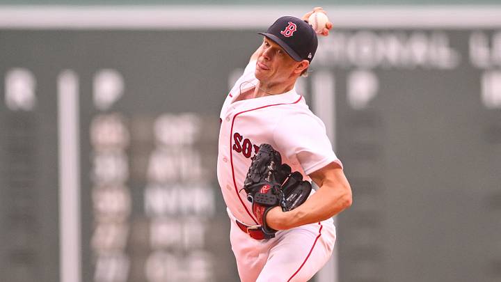iJun 18, 2026; Boston, Massachusetts, USA; Boston Red Sox starting pitcher Sonny Gray (54) pitches against the Toronto Blue Jays during the first inning at Fenway Park. Mandatory Credit: Eric Canha-Imagn Images iJun 18, 2026; Boston, Massachusetts, USA; Boston Red Sox starting pitcher Sonny Gray (54) pitches against the Toronto Blue Jays during the first inning at Fenway Park. Mandatory Credit: Eric Canha-Imagn Images