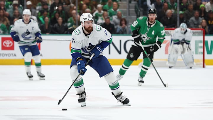 Vancouver Canucks v Dallas Stars