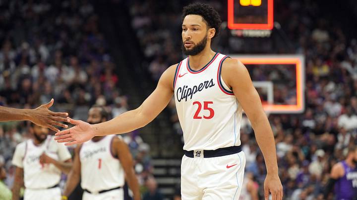 Apr 11, 2025; Sacramento, California, USA; Los Angeles Clippers guard Ben Simmons (25) at the end of the first quarter against the Sacramento Kings at Golden 1 Center. Mandatory Credit: Darren Yamashita-Imagn Images Apr 11, 2025; Sacramento, California, USA; Los Angeles Clippers guard Ben Simmons (25) at the end of the first quarter against the Sacramento Kings at Golden 1 Center. Mandatory Credit: Darren Yamashita-Imagn Images