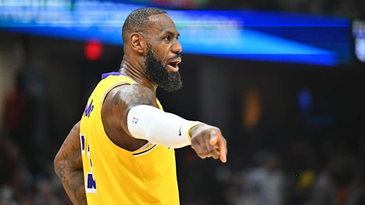 Los Angeles Lakers v Cleveland Cavaliers
