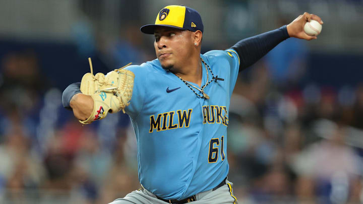 Milwaukee Brewers perdió al pitcher Ángel Zerpa por el resto de la temporada 