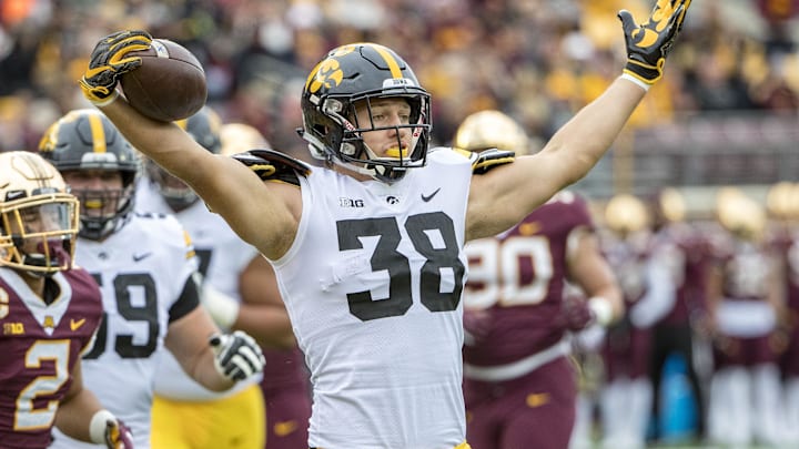 Oct 6, 2018; Minneapolis, MN, USA; Iowa Hawkeyes tight end T.J. Hockenson (38) celebrates after scoring a touchdown against the Minnesota Golden Gophers in the first quarter at TCF Bank Stadium. Mandatory Credit: Jesse Johnson-Imagn Images