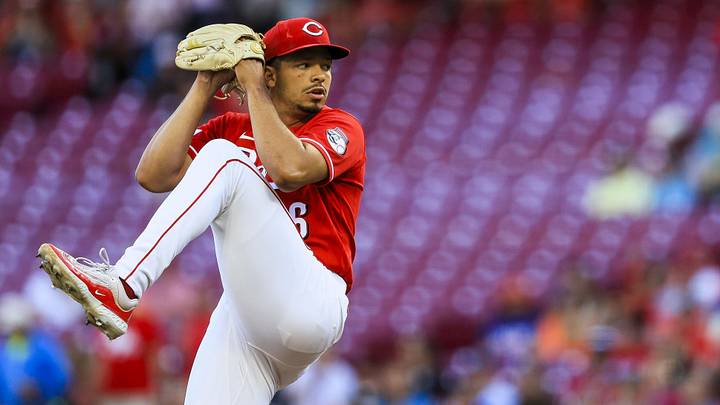 Jun 15, 2026; Cincinnati, Ohio, USA; Cincinnati Reds starting pitcher Chase Burns (26) pitches against the New York Mets in the first inning at Great American Ball Park. Mandatory Credit: Katie Stratman-Imagn Images Jun 15, 2026; Cincinnati, Ohio, USA; Cincinnati Reds starting pitcher Chase Burns (26) pitches against the New York Mets in the first inning at Great American Ball Park. Mandatory Credit: Katie Stratman-Imagn Images