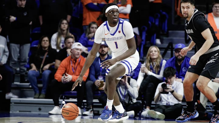 Boise State Broncos forward O'Mar Stanley.